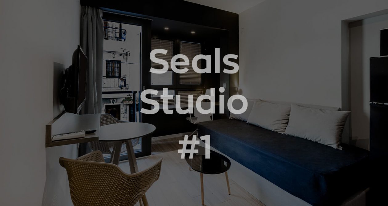 SEALS STUDIO THUMB